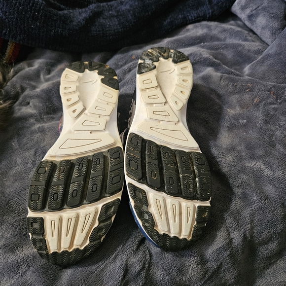 Newton Blue and Gray Women's Shoes - Picture 5 of 5